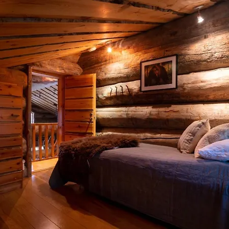 Saaruantaehti Alpehytte *